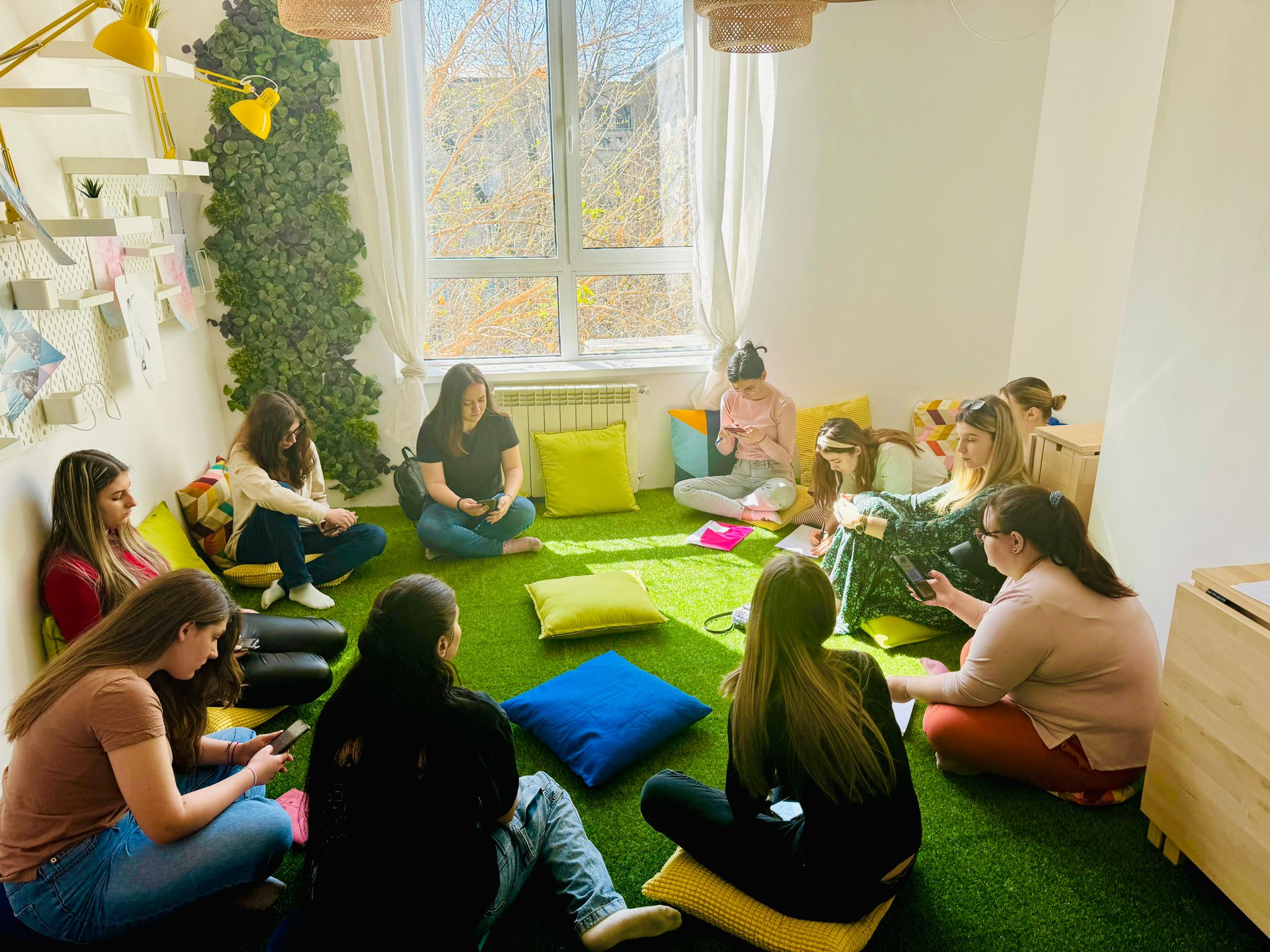 Cât vor mai fi noi „Noile educații”?